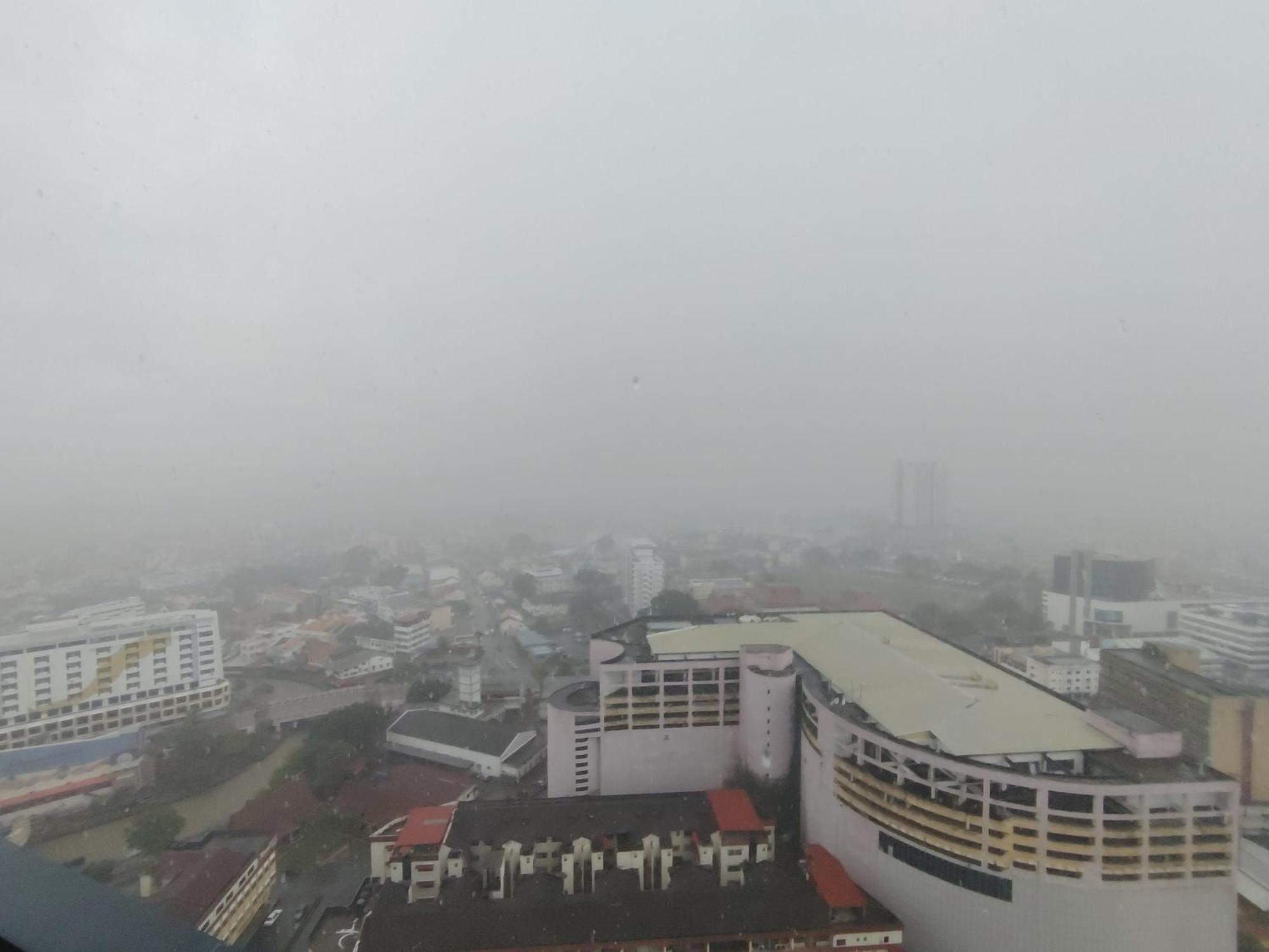 The Shore Residence Melaka Esterno foto