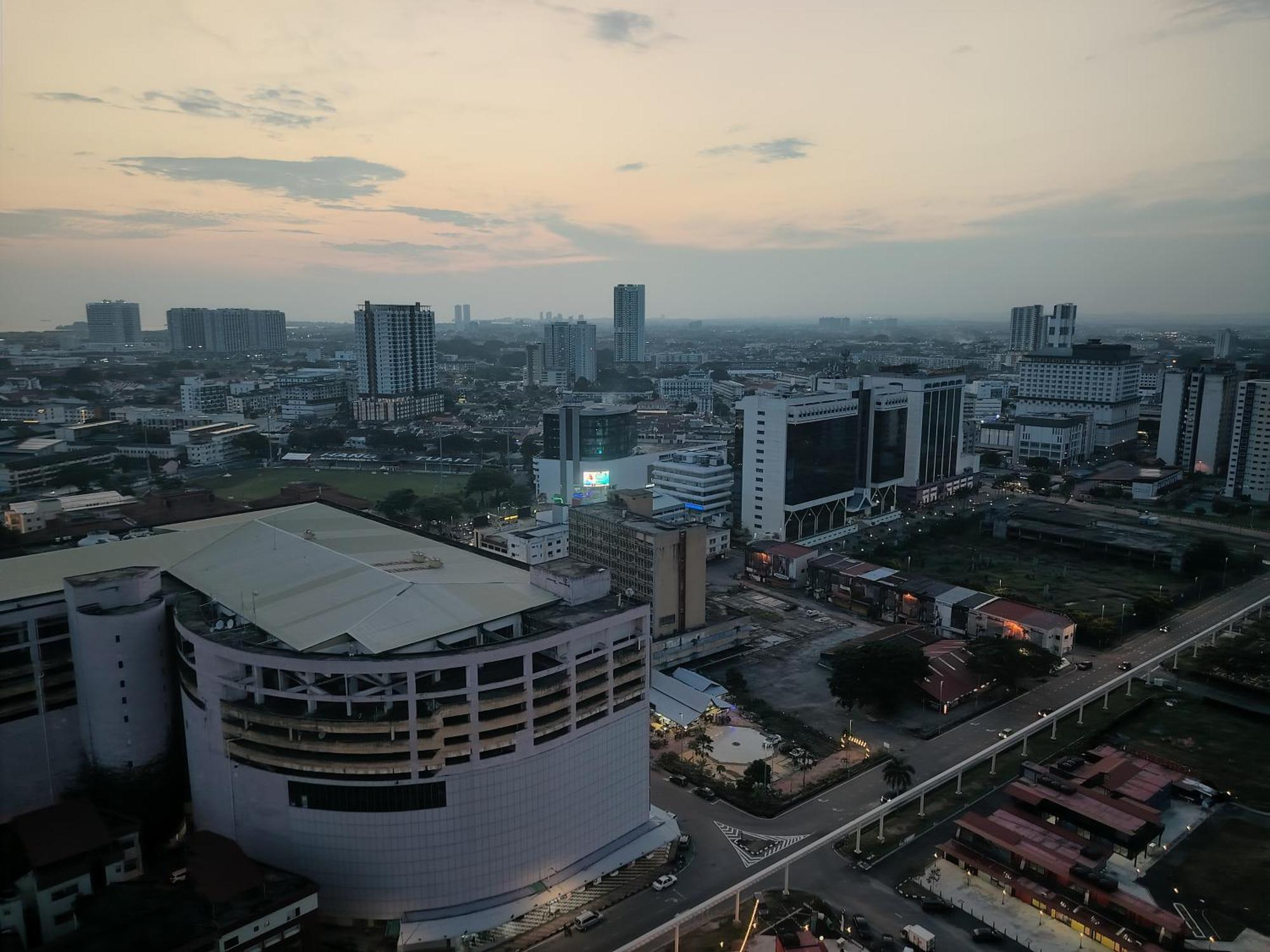 The Shore Residence Melaka Esterno foto