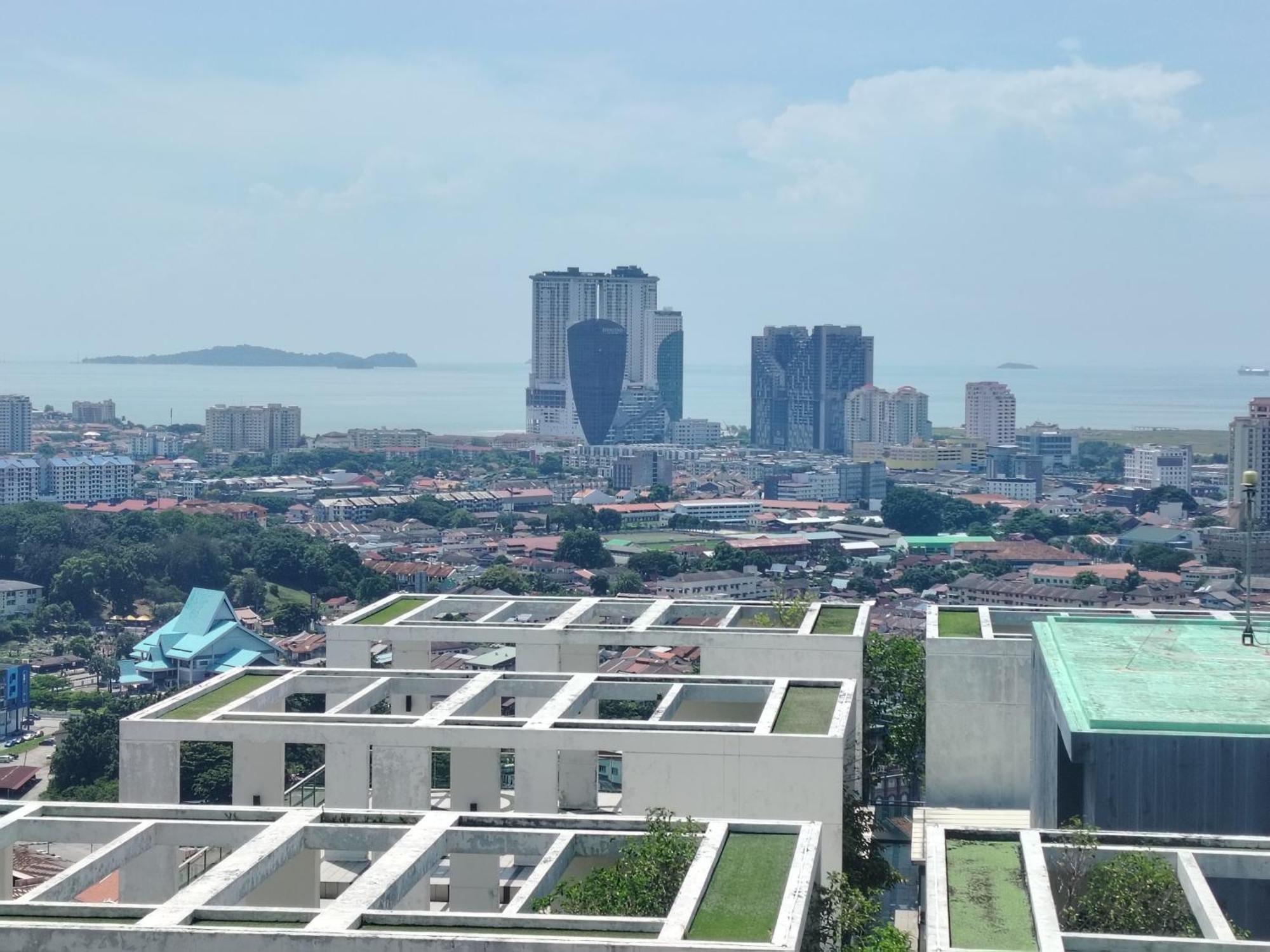 The Shore Residence Melaka Esterno foto