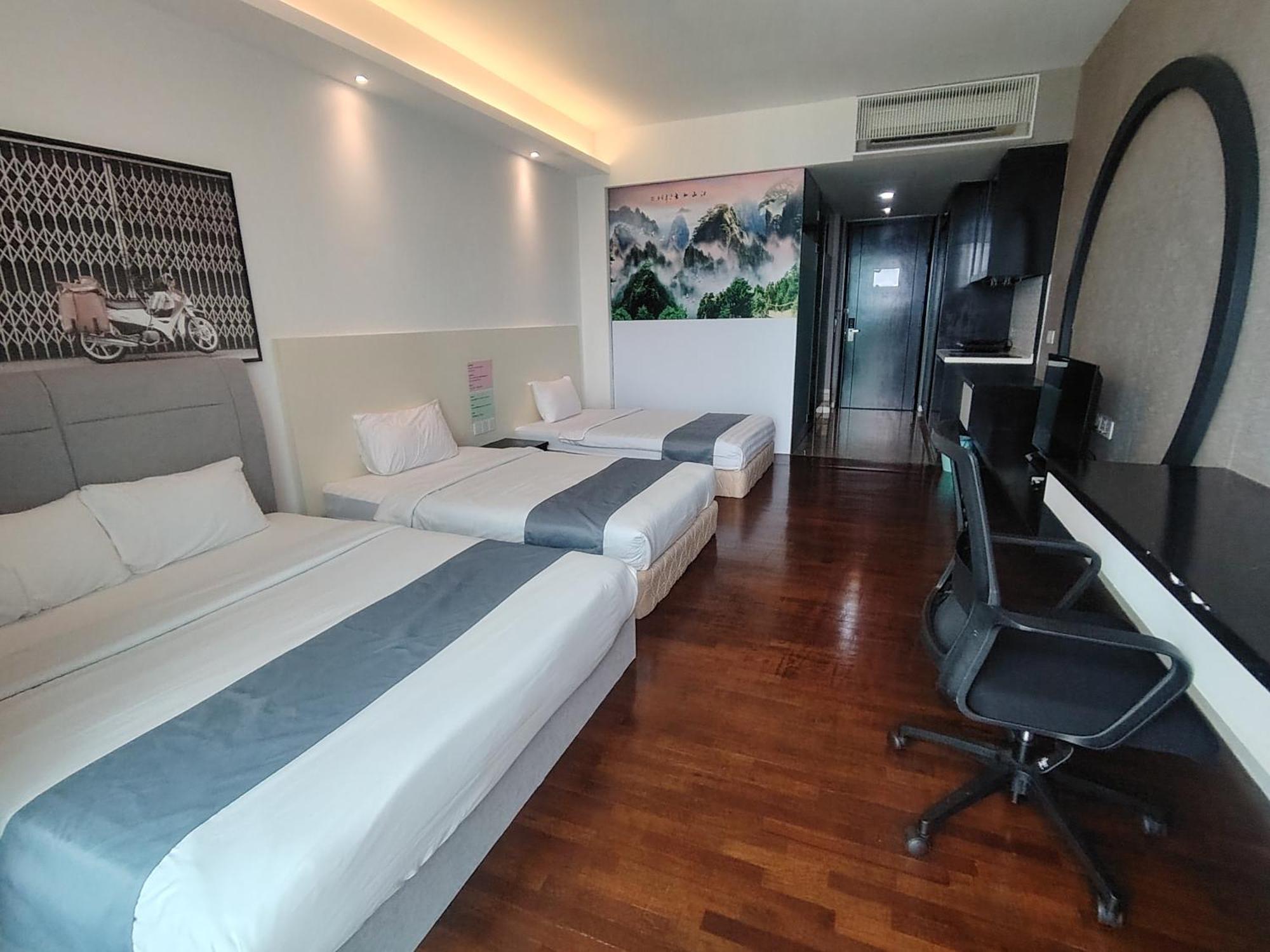 The Shore Residence Melaka Esterno foto